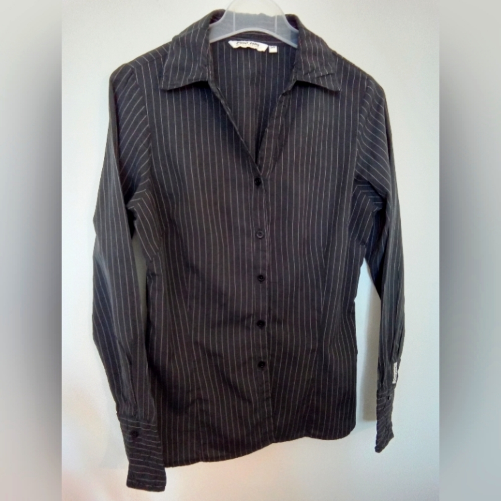Point Zero Women's Vintage Black White Pinstripe Long Sleeve Shirt Small
